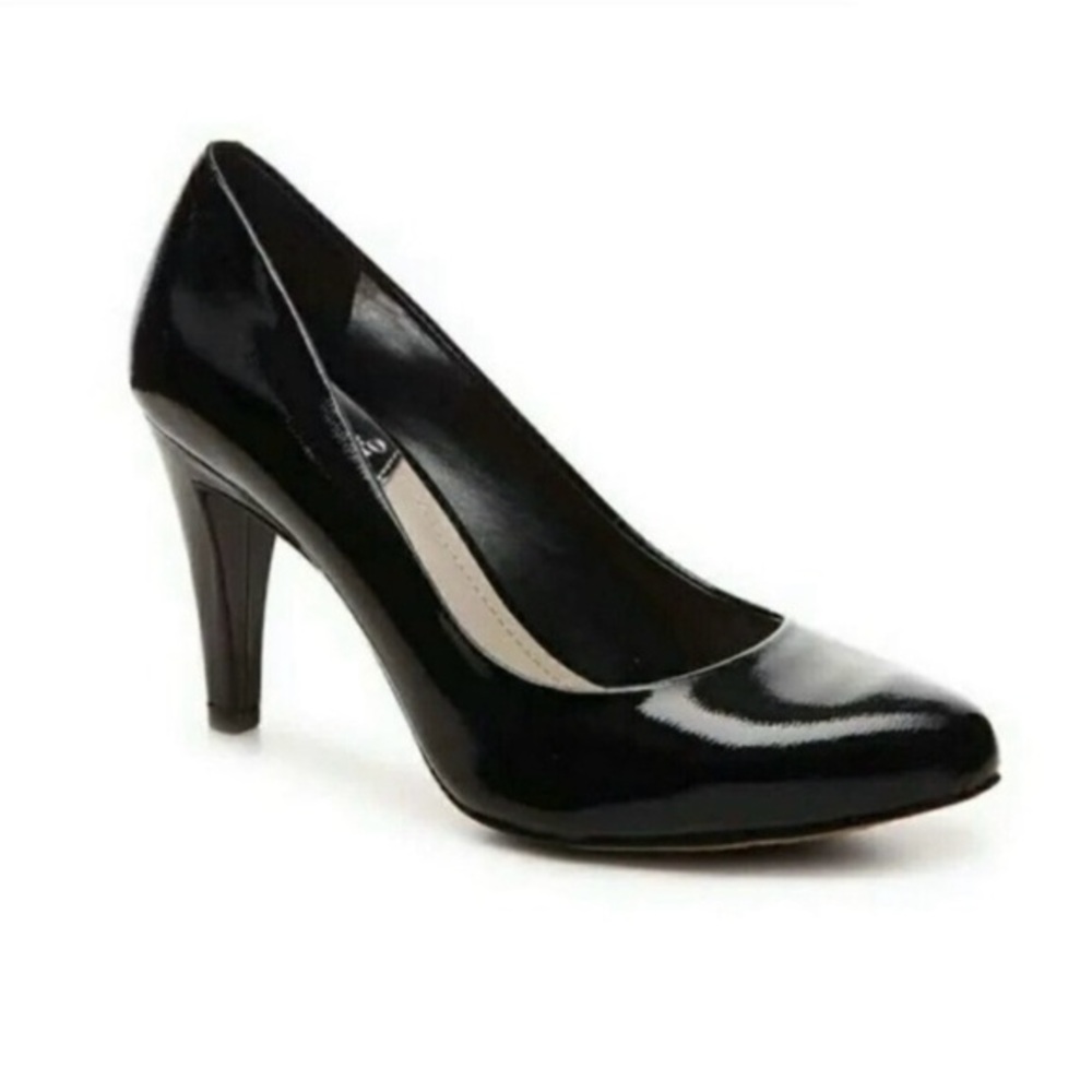 Vince Camuto‎ Kadri Pump Black Patent Leather Almond Toe Heel Shoes Women's 8
